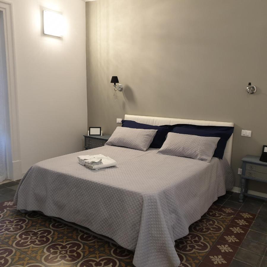 Opera Prima 28 Hotel ปาแลร์โม ภายนอก รูปภาพ