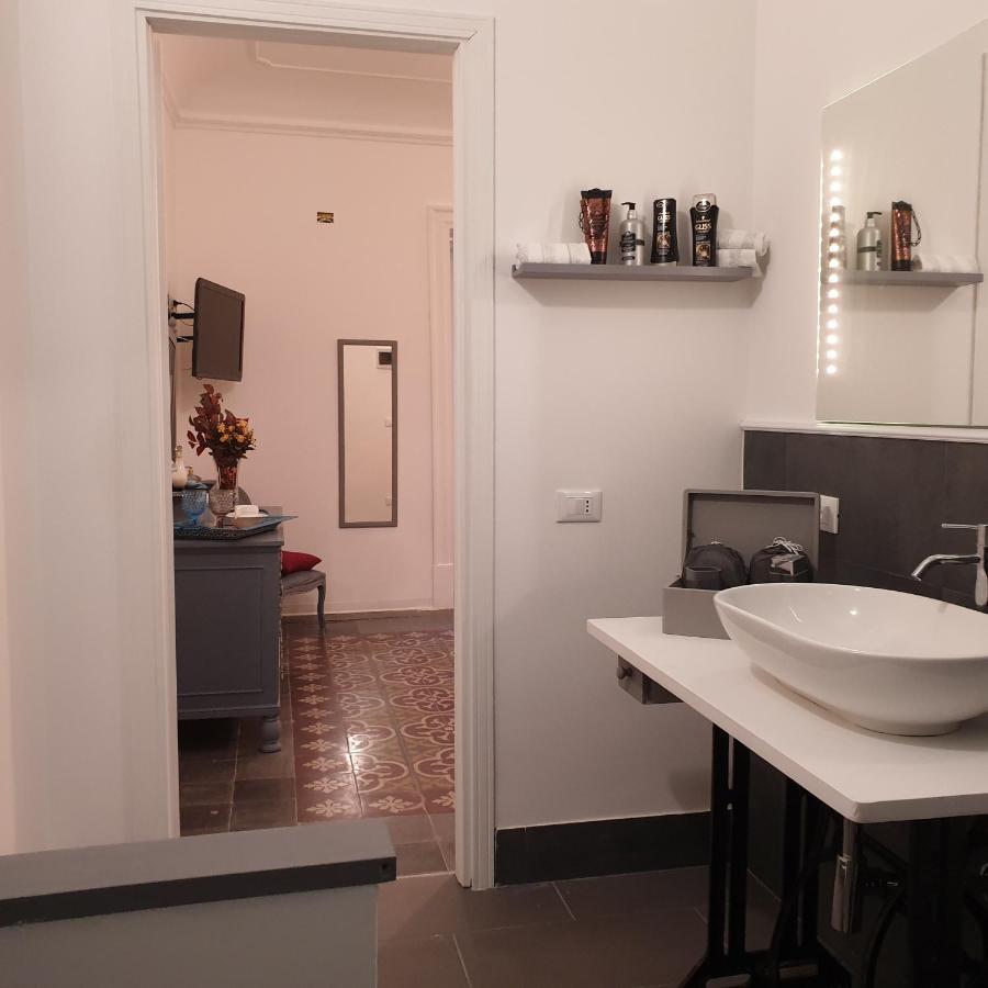 Opera Prima 28 Hotel ปาแลร์โม ภายนอก รูปภาพ